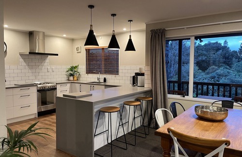 Lake Okareka Appartement | Superbe grand appartement avec vue sur le lac Okareka