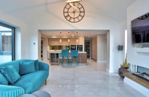 Great Leighs Maison | Stunning large house in Green Dunmow