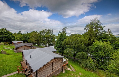 Dalmally Chalet De Ski | Stunning Location ,Stunning Lodges, Stunning Holiday