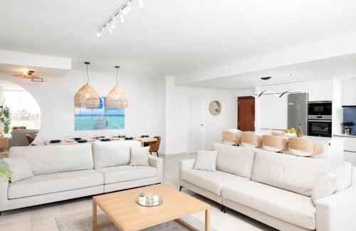 Estepona Appartement | Stunning Marina Seaview Penthouse - Puerto Deportivo