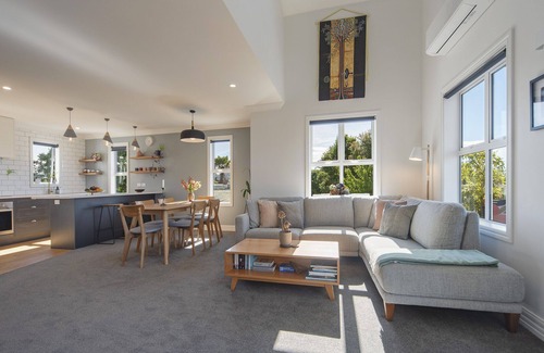 Nelson Maison | Stunning, modern yet characterful city-fringe townhouse in the heart of The Wood