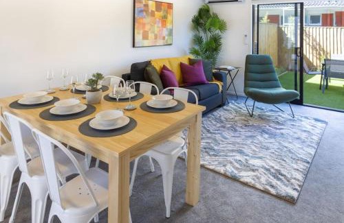 Mount Albert Maison | Stunning Mount Albert 2 Bed