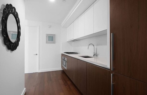 Sutton Place Appartement | Stunning new 1BR | Deck + Lounge | Upper East Side