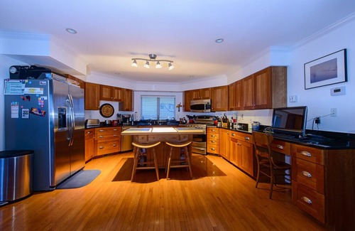 York Beach Maison | Superbe Nubble Lighthouse & Ocean Views, 3891 pieds carrés 267 'de côte rocheuse!
