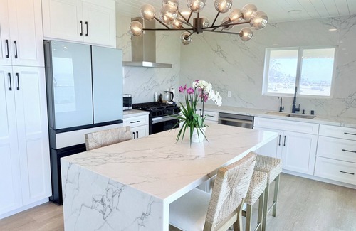 South Laguna Copropriété | Stunning Ocean View, Near Beach & Contemporary!