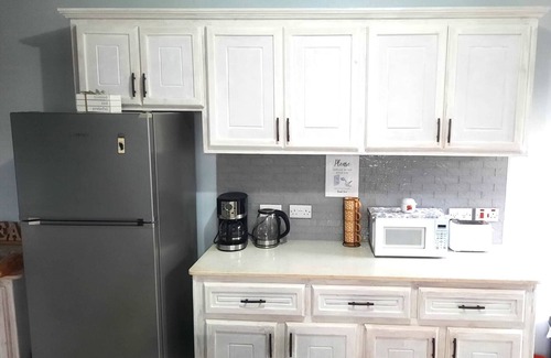 Roseau Maison | Stunning Ocean View Retreat | 2-Bedroom Getaway | 15 Mins to Roseau & Adventure!