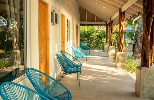 Playa Hermosa Maison | Superbe OCEANFRONT Beach Villa! Quelques étapes pour réchauffer le sable et l'eau fraîche de l'océan