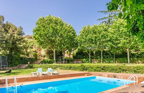 Vilanova del Valles Maison | Magnifique maison de vacances privée avec piscine privée, WIFI, TV, animaux admis et parking