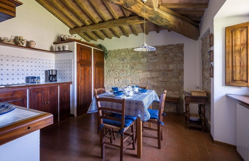 Monteroni d'Arbia Villa | Maison de vacances privée avec piscine privée, WIFI, TV, balcon, vue panoramique, près de Sienne