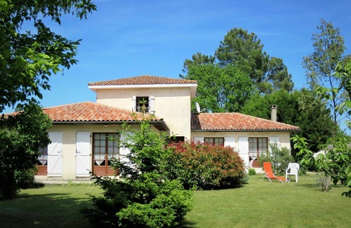 Gaillan-en-Medoc Maison | Belle maison de vacances privée avec WIFI, piscine privée, TV, terrasse et parking