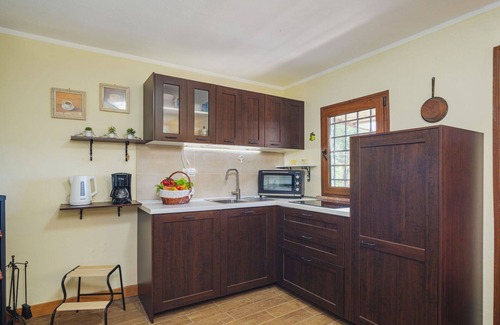 Stazzema Maison | Merveilleuse maison de vacances privée pour 4 personnes avec WIFI, TV, terrasse et animaux admis