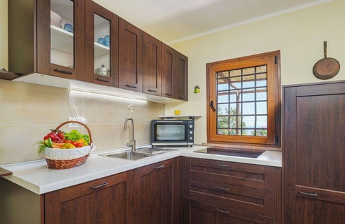 Stazzema Maison | Merveilleuse maison de vacances privée pour 4 personnes avec WIFI, TV, terrasse et animaux admis