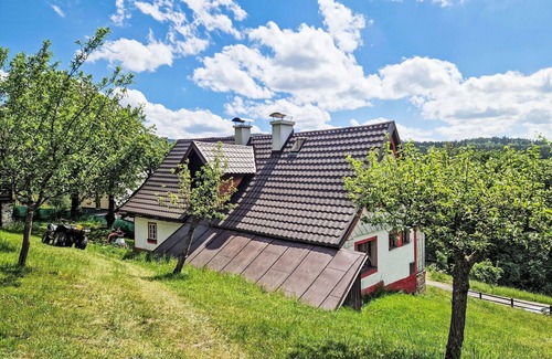 Tanvald Maison | Merveilleuse maison de vacances privée pour 9 personnes avec WIFI, TV, terrasse et parking