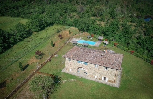 Badia Agnano Villa | Maison de vacances privée avec internet, piscine privée, climatisation, patio, vue panoramique