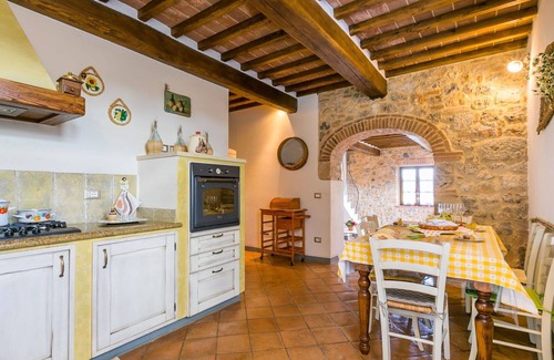 Lucciana Maison | Magnifique maison de vacances privée avec WIFI, piscine privée, TV, terrasse et animaux admis