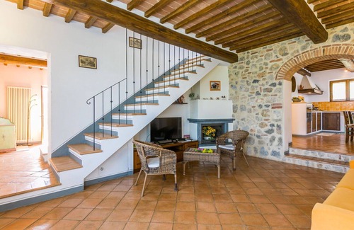 Lucciana Maison | Magnifique maison de vacances privée avec WIFI, piscine privée, TV, terrasse et animaux admis