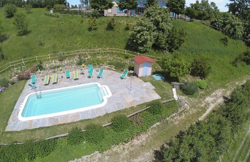 Cossano Belbo Maison | Merveilleuse maison de vacances privée avec piscine privée, WIFI, balcon, animaux admis et parking