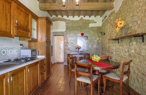 Monteriggioni Villa | Maison de vacances privée avec piscine privée, WIFI, TV, patio, animaux admis, vue panoramique