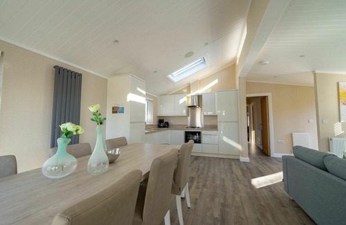 Municipality of Waalwijk Maison | Merveilleuse maison de vacances privée pour 6 personnes avec piscine, WIFI, TV et terrasse