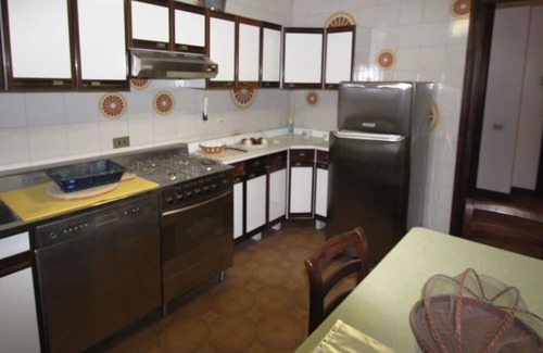 Villa d'Adda Maison | Stunning private villa for 8 guests with WIFI, TV, terrace, pets allowed and parking