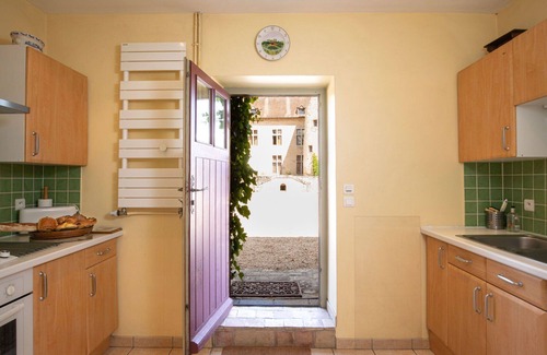 La Tagniere Maison | Merveilleuse maison de vacances privée avec piscine, WIFI, TV, patio et animaux admis