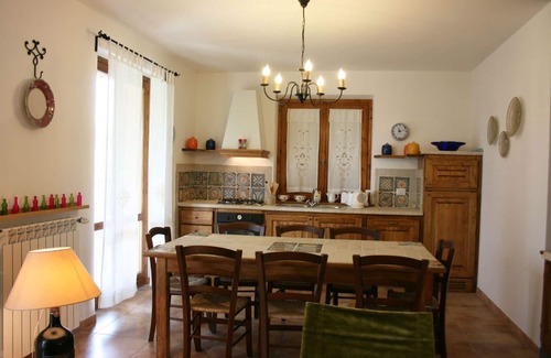 Lucignano Villa | Magnifique maison de vacances privée pour 12 personnes avec piscine privée, WIFI, TV et balcon