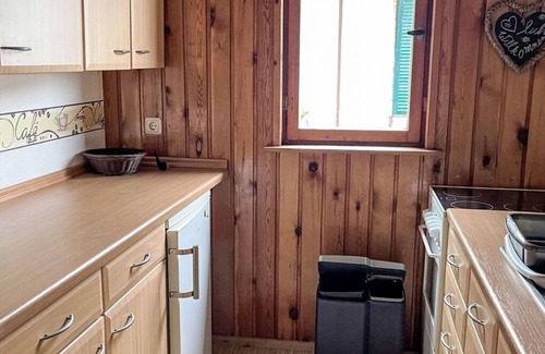 Lindow Maison | Magnifique maison de vacances privée pour 3 personnes avec TV et terrasse