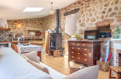 Fornalutx Maison | Merveilleuse maison de vacances privée pour 4 personnes avec WIFI, TV et patio