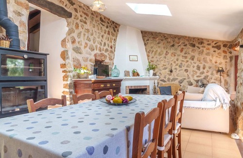 Fornalutx Maison | Merveilleuse maison de vacances privée pour 4 personnes avec WIFI, TV et patio