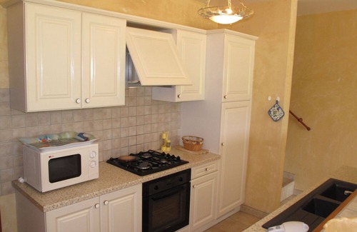 Grillon Maison | Belle maison de vacances privée pour 4 personnes avec TV, patio et animaux admis