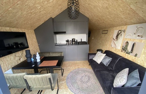 Willemsdorp Maison | Magnifique maison de vacances privée pour 4 personnes avec WIFI, TV et terrasse