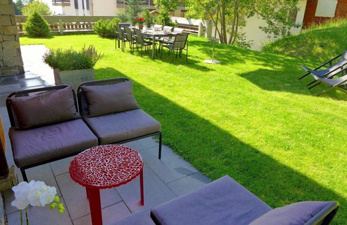 Randogne Maison | Merveilleuse maison de vacances privée pour 10 personnes avec WIFI, TV, balcon et parking