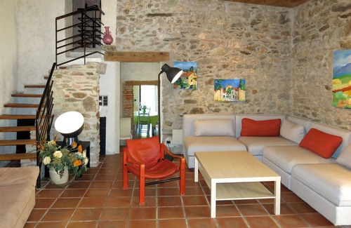 Torderes Maison | Belle maison de vacances privée pour 5 personnes avec WIFI, piscine privée et TV