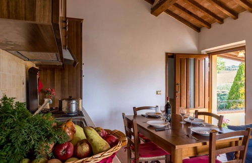 Santarello Villa | Maison de vacances privée avec climatisation, piscine privée, WIFI, patio, près de Montepulciano