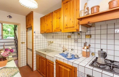 Molezzano Villa | Merveilleuse maison de vacances privée pour 4 personnes avec WIFI, TV, patio et animaux admis