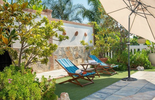 Motril Maison | Maison de vacances privée avec WIFI, piscine privée, climatisation, TV, terrasse, parking