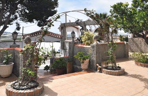 Motril Maison | Maison de vacances privée avec WIFI, piscine privée, climatisation, TV, terrasse, parking