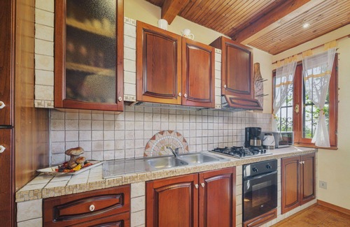 San Carlo Terme Maison | Belle maison de vacances privée pour 4 personnes avec WIFI, TV, patio et animaux admis