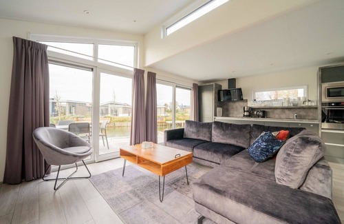 Linden Maison | Merveilleuse maison de vacances privée pour 6 personnes avec WIFI, TV et terrasse