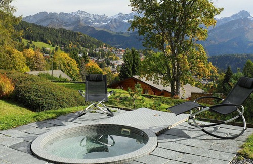 Ollon Maison | Belle maison de vacances privée avec bain à remous, WIFI, TV, terrasse, animaux admis et parking