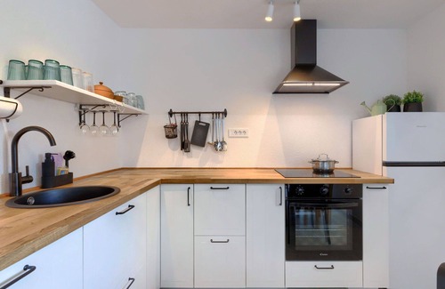 Cerovlje Maison | Belle maison de vacances privée avec WIFI, climatisation, piscine privée, TV, terrasse, parking