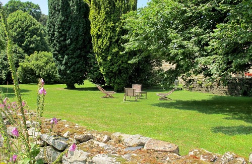 Elliant Villa | Belle maison de vacances privée pour 4 personnes avec WIFI, TV, terrasse et parking