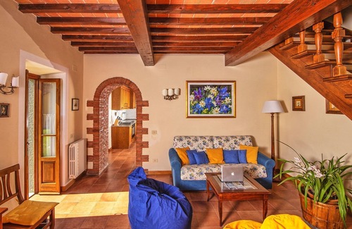 Porrena Villa | Maison de vacances privée avec WIFI, piscine privée, TV, patio, animaux admis, vue panoramique