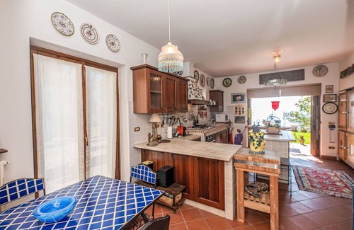 Premeno Maison | Merveilleuse maison de vacances privée pour 6 personnes avec WIFI, terrasse et parking
