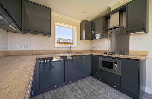 Biddinghuizen Maison | Magnifique maison de vacances privée pour 4 personnes avec piscine, WIFI, TV et terrasse