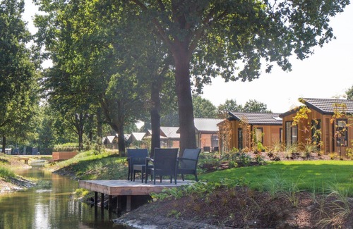 Biddinghuizen Maison | Merveilleuse maison de vacances privée pour 8 personnes avec WIFI, piscine, TV, terrasse et parking