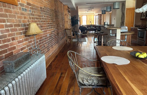 Wabasha Copropriété | Stunning river view loft in Wabasha near Eagle Center