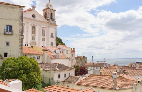 Santo Estevao Appartement | NOUVEAU! Alfama Soul portugais pour 20 personnes avec vue sur la rivière