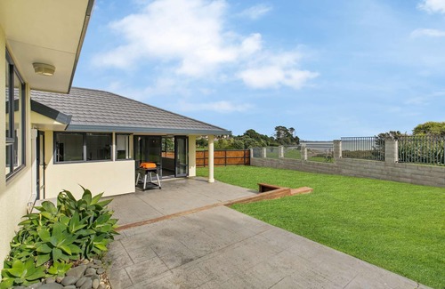 Manurewa Maison | Stunning Sea View Home Very near to AKL Airport
