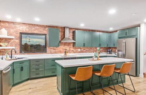 Fort McDowell Maison | Stunning Secluded Ranch, Sleeps 8, Pool and Jacuzzi